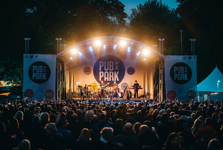 Dame Mary Berry leads chef line up at Marlow's Pub in the Park 2024