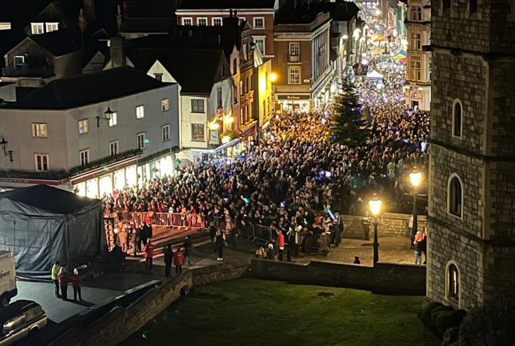 Thousands turn out for Windsor lights switchon Maidenhead Advertiser