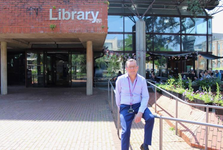 Maidenhead Library celebrates long standing employee for 50th anniversary