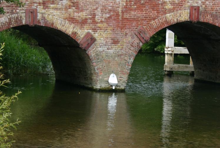 Impro adds urinal to Sonning Bridge 
