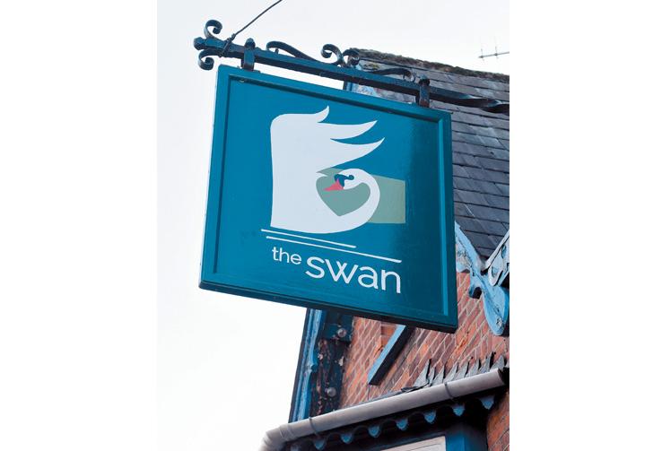 Windsor pub scoops £5,000 for its community work after national award win