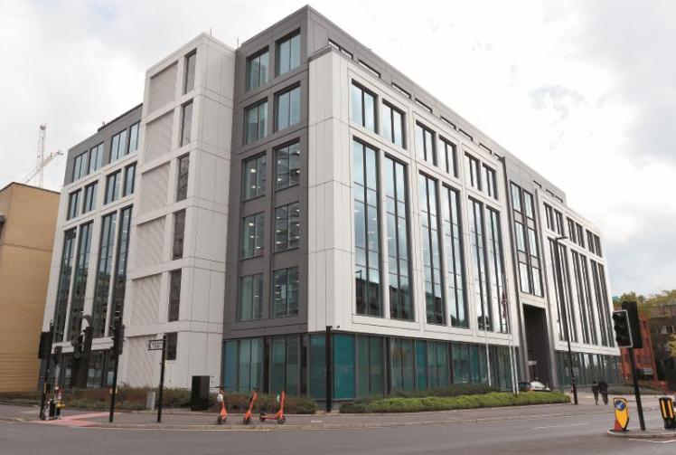 Slough council to stick with fortnightly bin collections despite