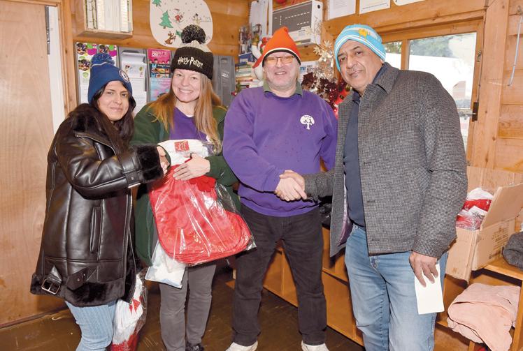 Driving school in Maidenhead raises £500 for Thames Valley Adventure Playground