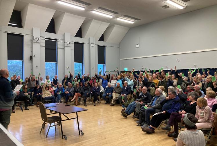 Marlow residents declare no confidence in council over ‘secret’ film studios meetings
