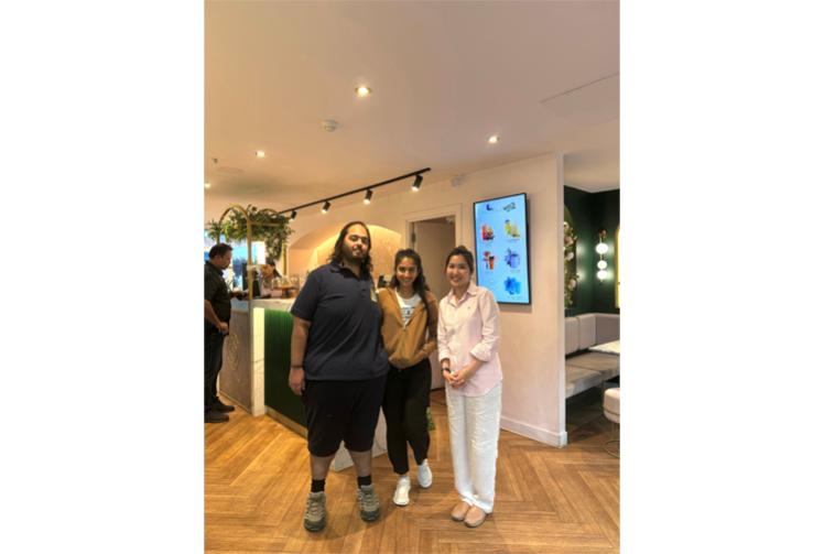 Newly-wed couple Anant and Radhika Ambani visit Windsor bubble tea store
