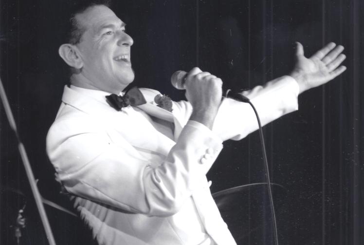 Norden Farm show to celebrate Sinatra's Christmas hits