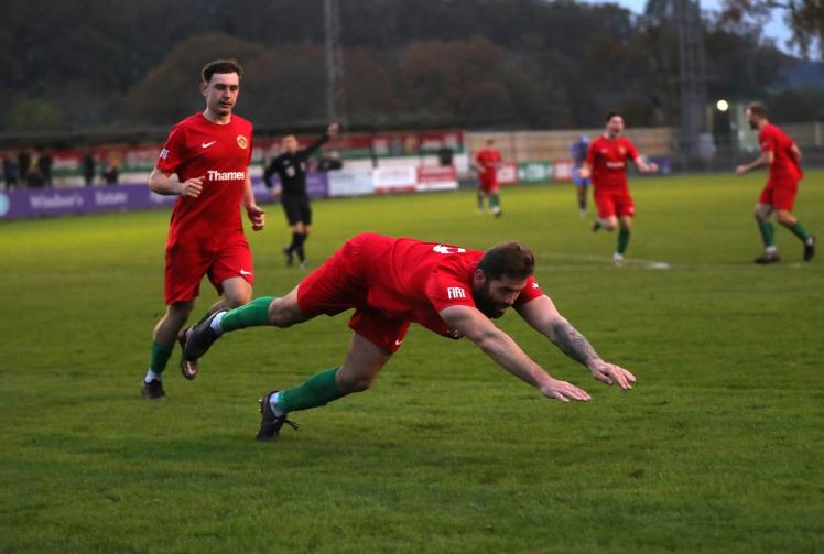 Windsor & Eton savour 'special feeling' after clinching league title