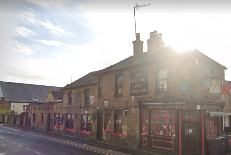 Herschel Arms pub in Slough could be turned into offices and flats