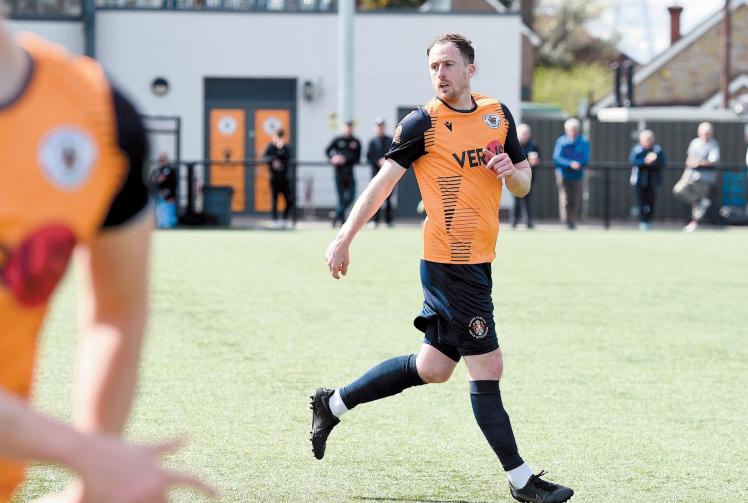 Slough Town come away with goalless draw with Tonbridge Angels in first game