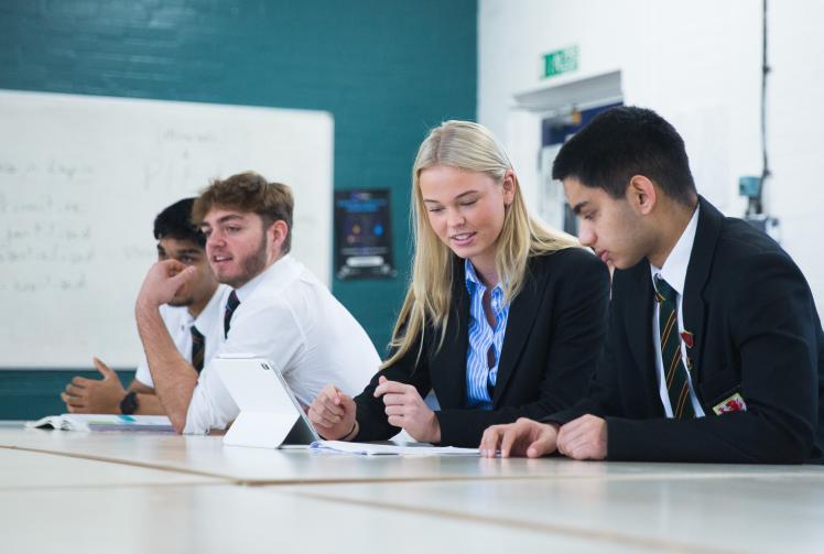 Windsor Boys' and Windsor Girls' to set up joint sixth form