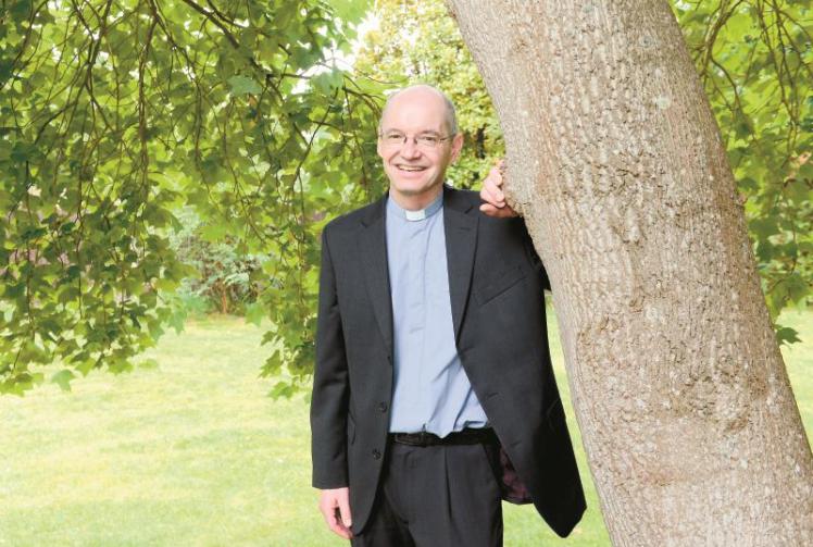 Twyford, Ruscombe and Hurst vicar to leave after 11 years