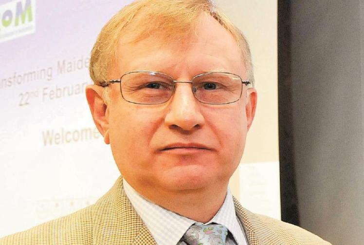 Parish councillor apologises for 'shoot him' remark