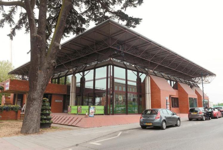 Library volunteer raises privacy concerns over new customer service hubs