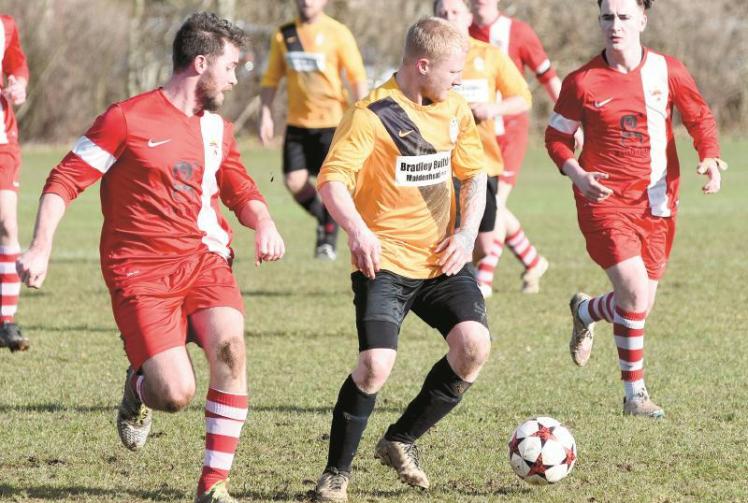 Ellis grabs four as Maidenhead Cosmos crunch Burnham Garibaldi in Thames Valley Sunday League