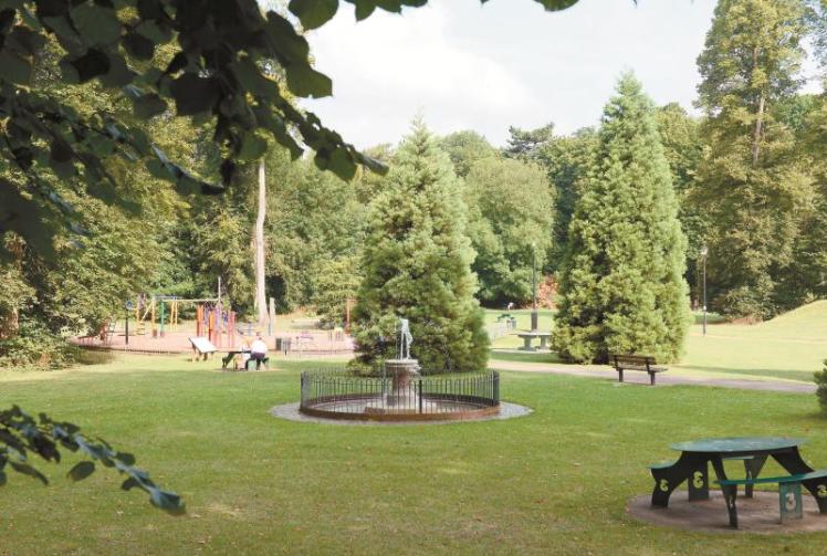 Concerns raised over drug use in Grenfell Park Photo 1 of 1