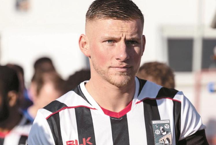Kilgour leaves it late as Maidenhead United blunt the Daggers. 