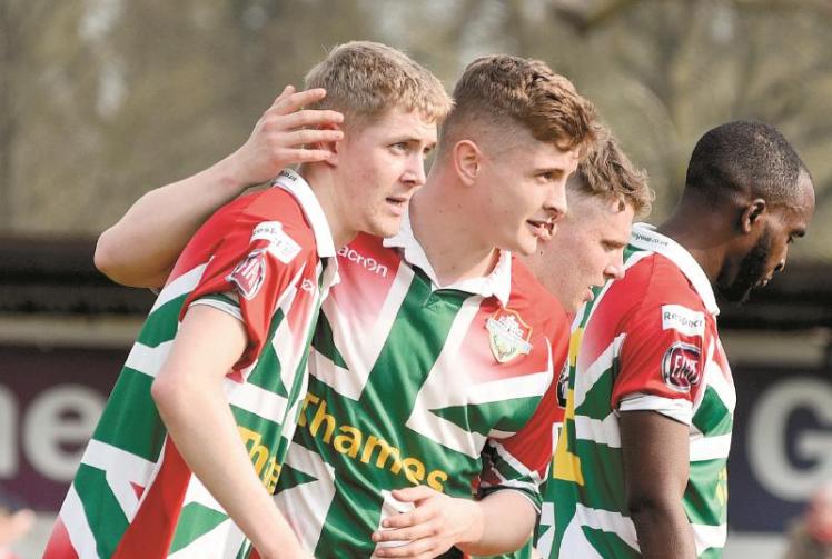 Windsor FC stretch their winning run to six to harbour top four hopes