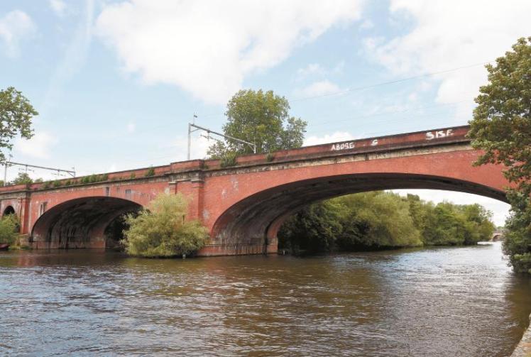 Brunel's Maidenhead bridge turns 180 years old