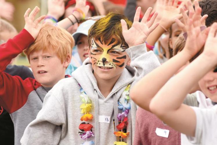 Baby Shark world record attempt made at Cookham school fair