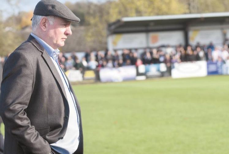 Forklifts and Football: The playing career of Alan Devonshire