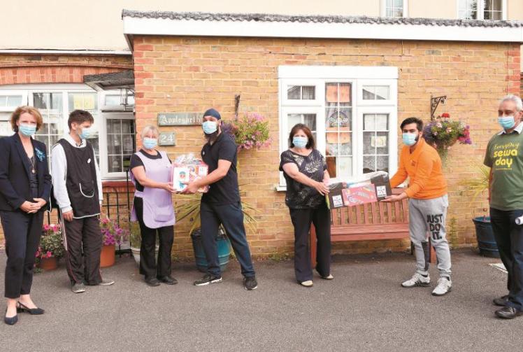 Sewa Day volunteers visit Applegarth Care Home