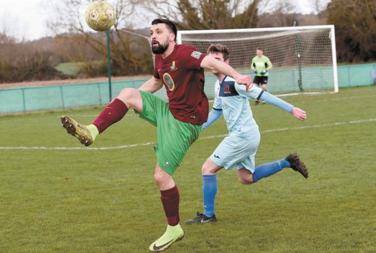 Holyport FC come from behind to earn a point in hotly-contested encounter at Summerleaze