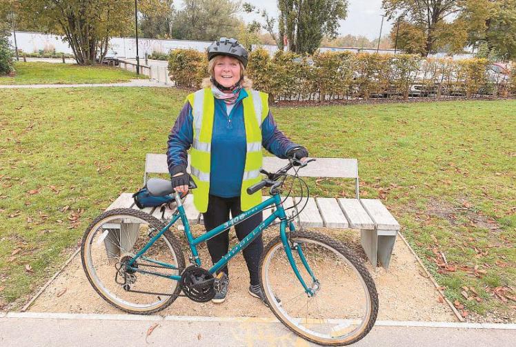 Sponsored bike ride raises more than £1,000 for Riding for the Disabled Association