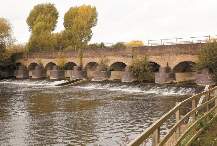 Jubilee River in action as River Thames levels rise