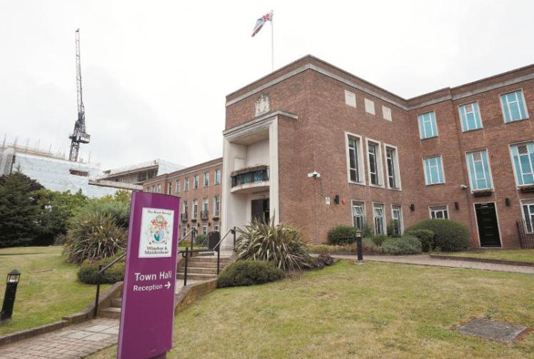 Concerns over Royal Borough 'spiral of decline' raised at scrutiny panel