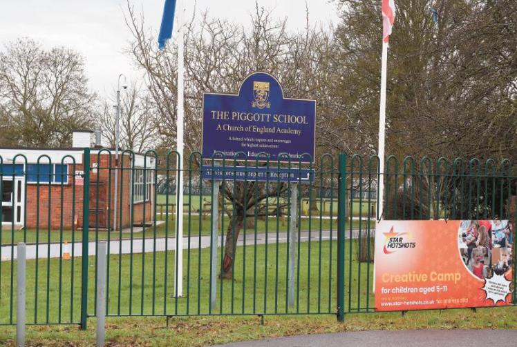 Twyford school carries out Dragons' Den-style business enterprise project virtually