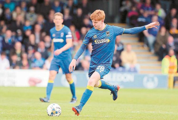 Maidenhead welcome aboard Ebbsfleet's Egan to help with play-off push