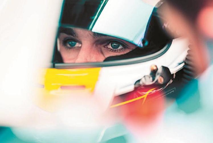 King to compete in Porsche Mobil 1 Supercup next season