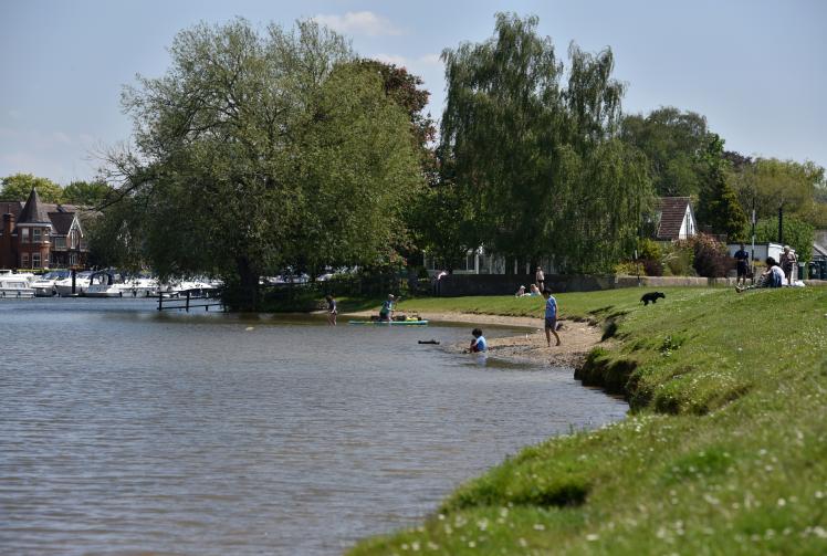 BOURNE END 133568-16