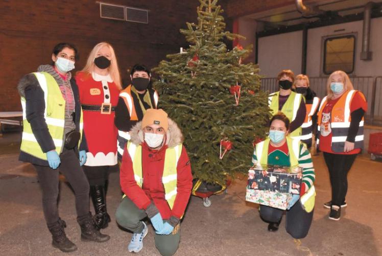 Travelling tree spreads festive joy