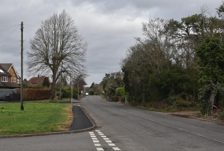 Burnham residents fear increased danger on Dropmore Road if homes