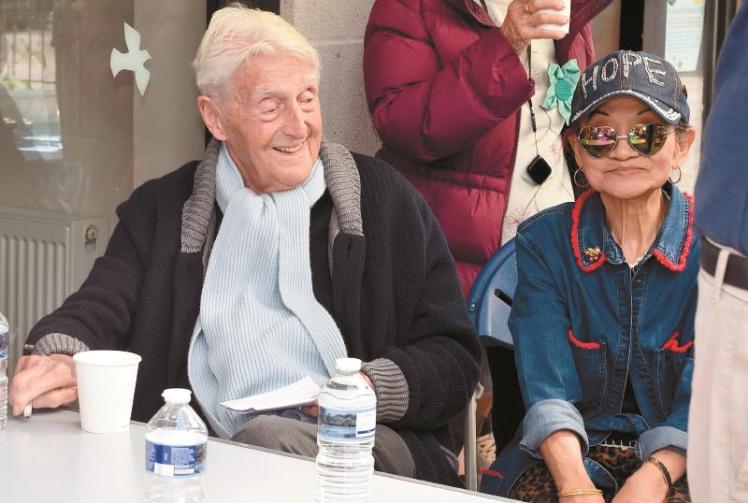 Acclaimed broadcaster Sir Michael Parkinson passes away aged 88