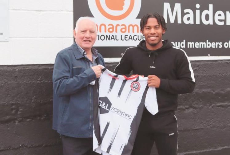 Maidenhead United sign highly-rated youngster Zico Asare from Oxford City