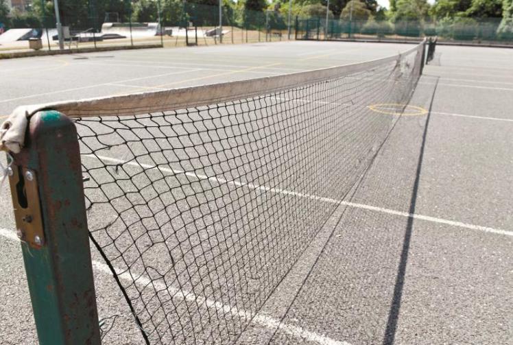 Tennis court grant sparks pay to play concerns
