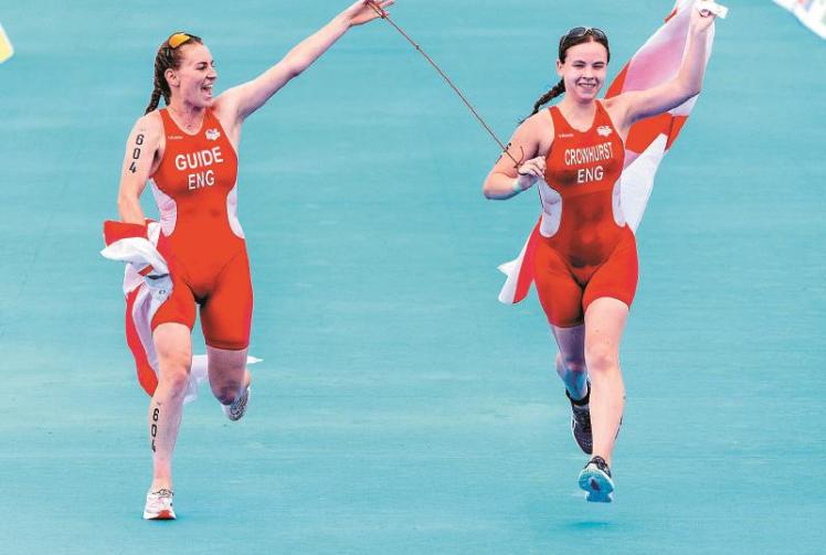 Maidenhead's Crowhurst wins para-triathlon gold for England at Commonwealth Games