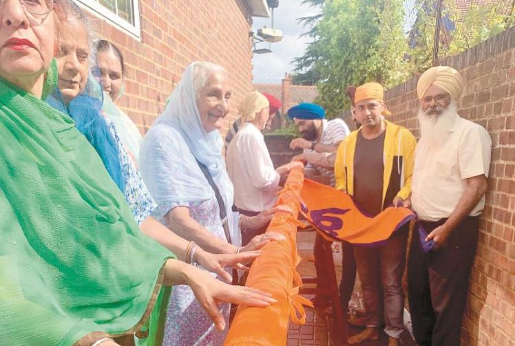 Celebrations honour first opening of Sikh holy book in 1604