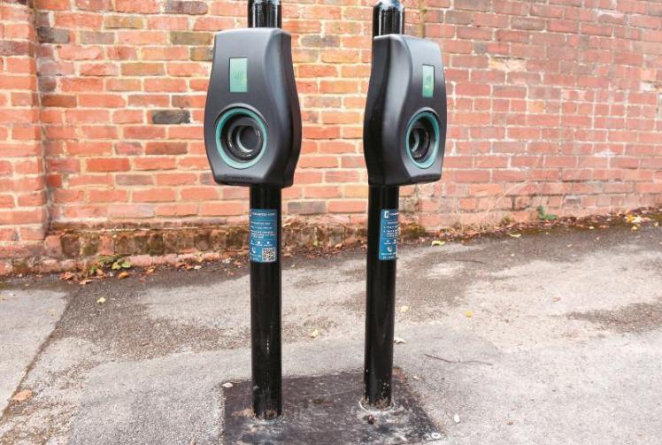 RBWM set to install hundreds of new electric car charging points by 2035