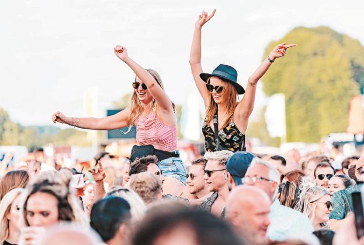 Host of acts to perform as Summertime Live returns