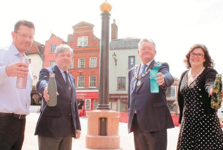Fountain honouring late Queen's Platinum Jubilee has been switched on