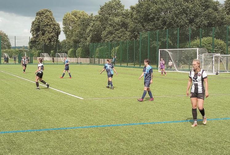 Maidenhead United Women fire seven past Wycombe Wanderers