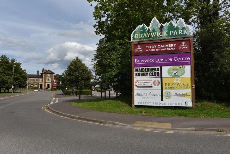 Council apologises for 'human error' in publishing personal email addresses of residents