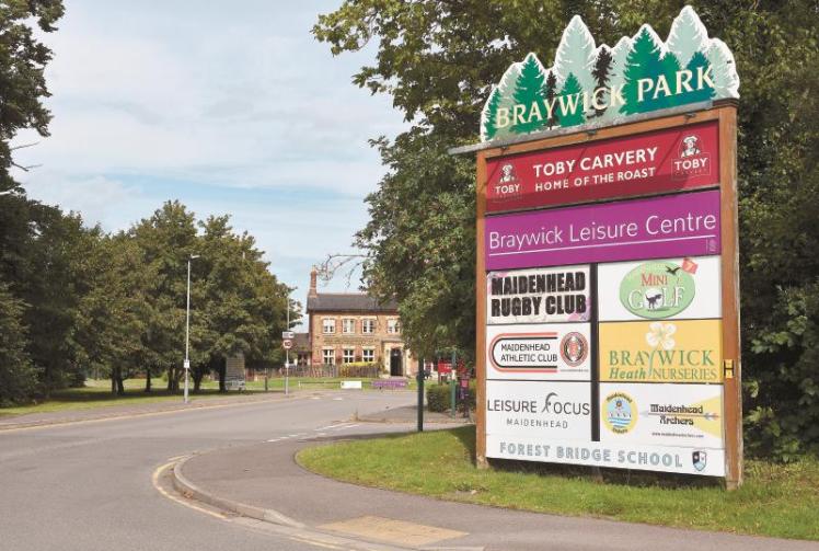 Maidenhead United look for legal action to resolve Braywick Park relocation deadlock