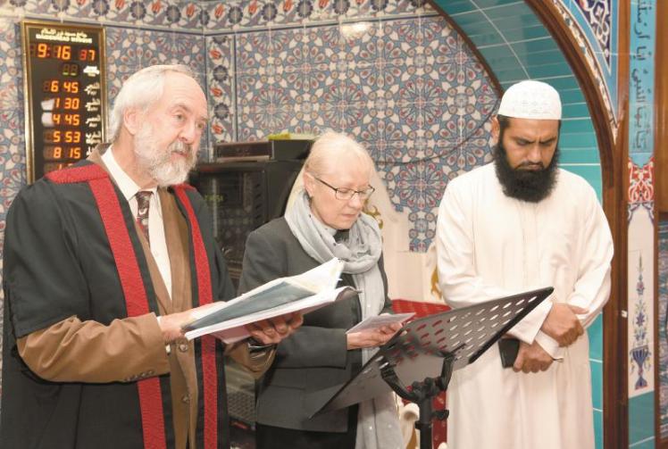Three religious leaders meet to make plea for peace and community in Maidenhead