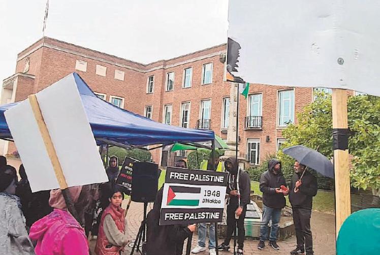 Protest for peace in Gaza held in Maidenhead town centre