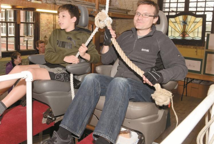 Remember When Extra: Ups and downs in see-saw record attempt