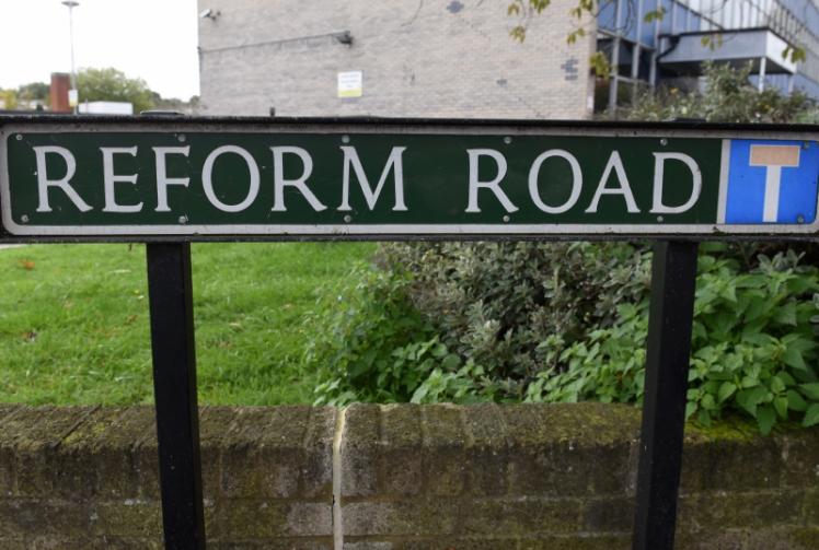 Royal Borough cabinet agrees to accept £9million bid for sale of council-owned land in Reform Road